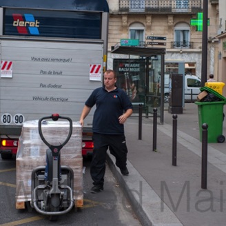 0639_Deret Transporteur, 1er reseau francais de livraison urbaine en camions electriques PARIS 28 août 2012.jpg